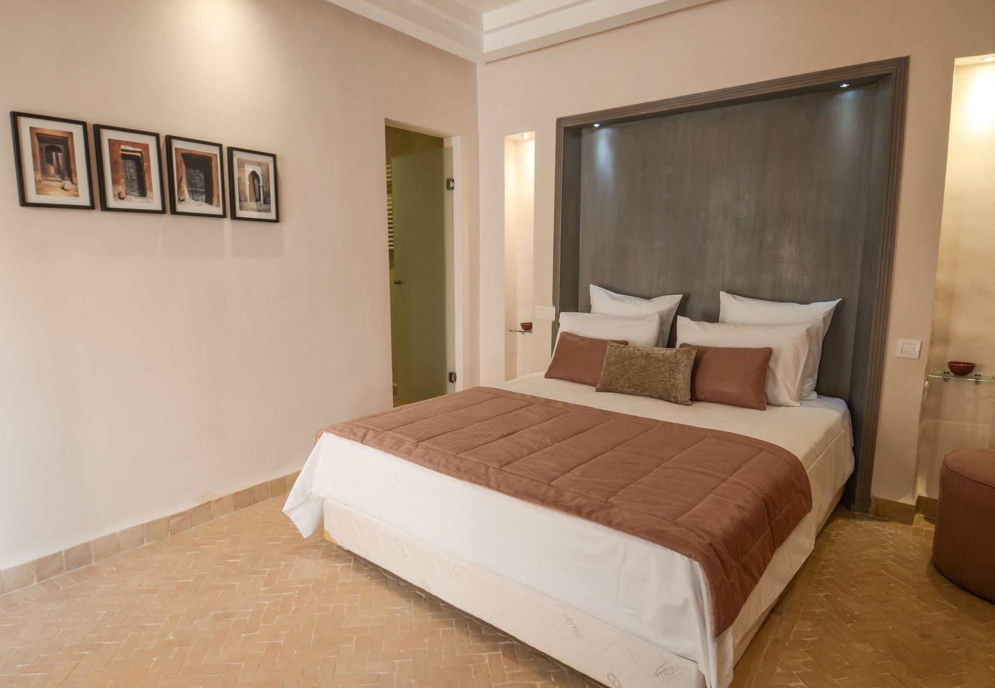 ริอ๊าด ไอนี Bed & Breakfast มาร์ราเกช ภายนอก รูปภาพ