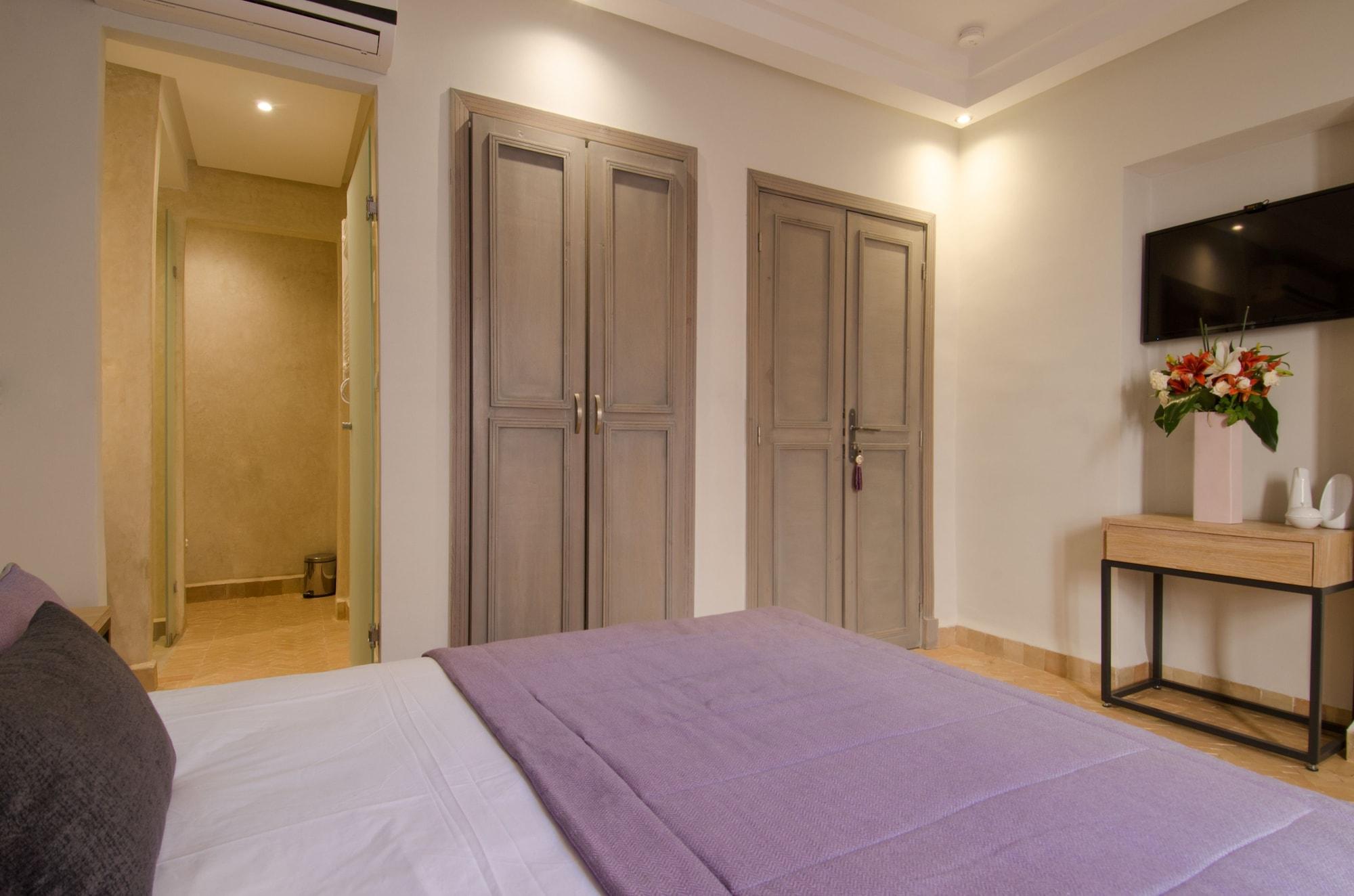 ริอ๊าด ไอนี Bed & Breakfast มาร์ราเกช ภายนอก รูปภาพ