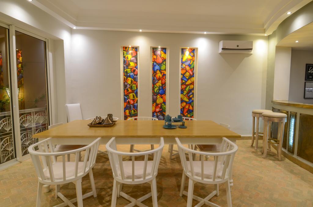 ริอ๊าด ไอนี Bed & Breakfast มาร์ราเกช ภายนอก รูปภาพ